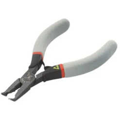 Facom 427.E 120mm 30° Anti-Static Angled-Nose Cutting Pliers